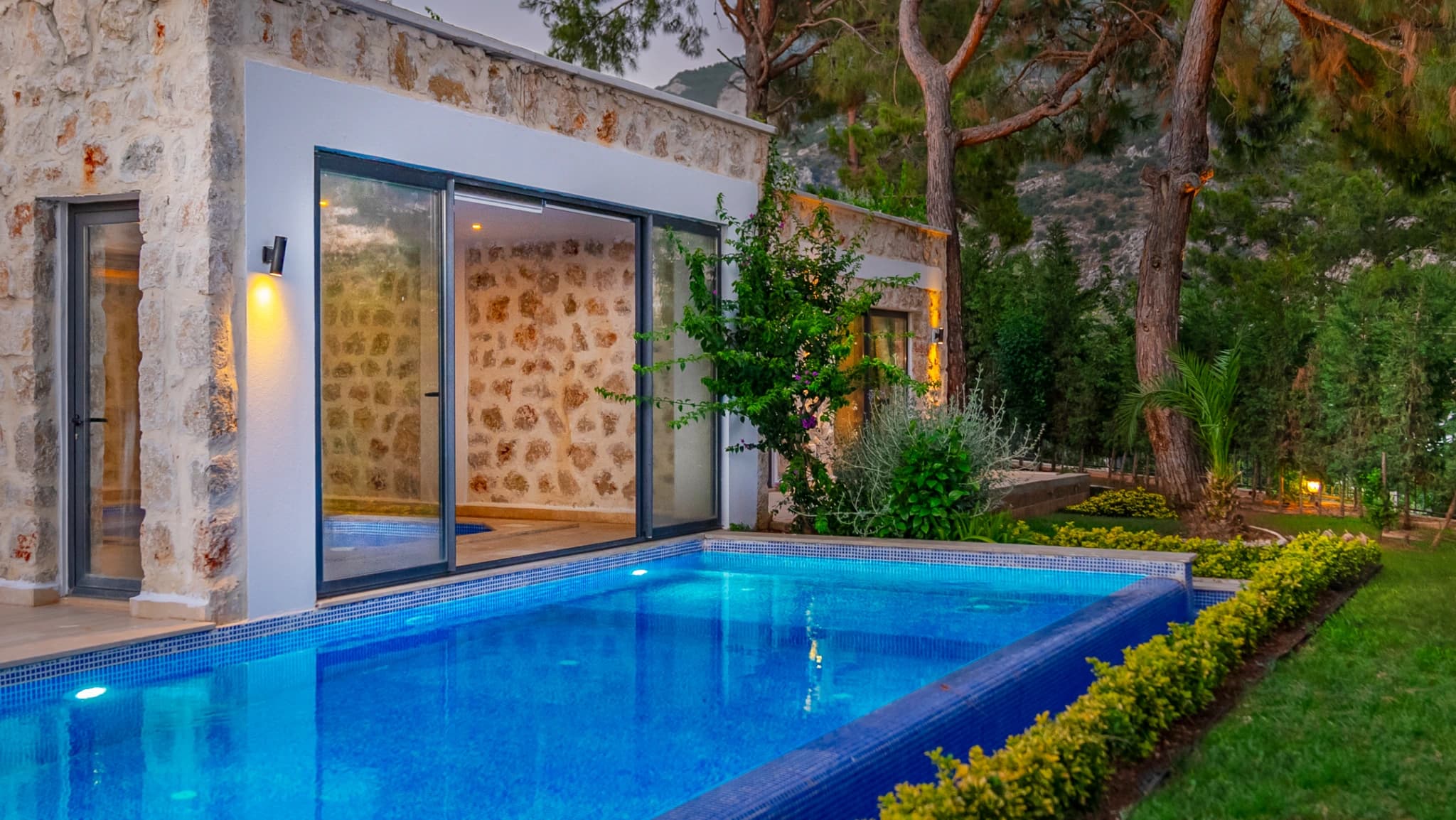 Villa Narin Collection